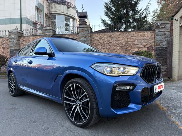 2019 BMW X6 30d III (G06), синий, 6950000 рублей - вид 24