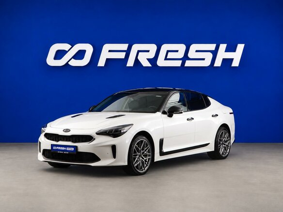 2021 Kia Stinger I Рестайлинг, белый, 2549077 рублей - вид 4