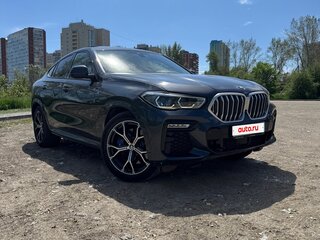 2020 BMW X6 40d III (G06), серый, 7400000 рублей, вид 2