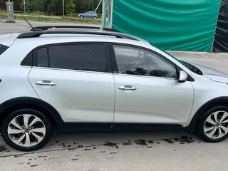 2018 Kia Rio X-Line IV, серебристый, 1250000 рублей, вид 2
