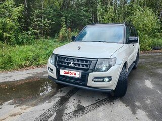 2019 Mitsubishi Pajero IV Рестайлинг 2, белый, 4650000 рублей, вид 1