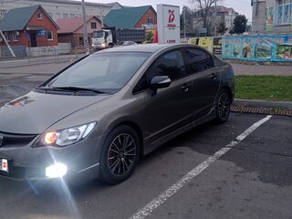 2007 Honda Civic VIII, серый, 480000 рублей, вид 1