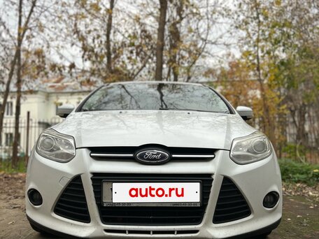 2011 Ford Focus III, белый, 780000 рублей, вид 2