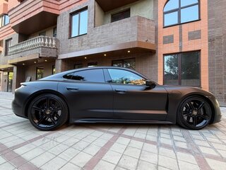 2021 Porsche Taycan Turbo S I, чёрный, 12290000 рублей, вид 4