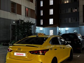 2021 Hyundai Solaris II Рестайлинг, жёлтый, 1650000 рублей, вид 5