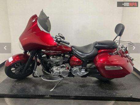 2014 Yamaha XV 1900, красный, 1100000 рублей, вид 2