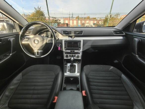 2011 Volkswagen Passat B7, коричневый, 769000 рублей - вид 10