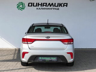 2020 Kia Rio IV, серый, 1349000 рублей, вид 4