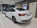 2023 Volkswagen Jetta VII Рестайлинг, белый - вид 2
