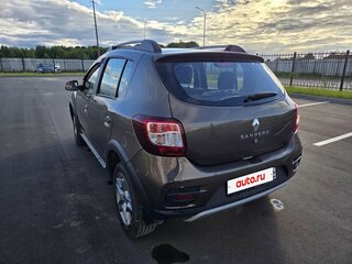 2019 Renault Sandero Stepway II Рестайлинг, коричневый, 840000 рублей, вид 5
