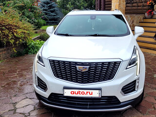 2021 Cadillac XT5 I Рестайлинг, белый, 3900000 рублей, вид 1
