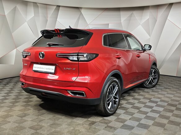 2024 Changan UNI-S I, красный, 2019000 рублей - вид 1
