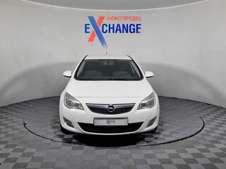 2011 Opel Astra J, белый, 518000 рублей, вид 2
