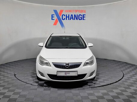 2011 Opel Astra J, белый, 529000 рублей, вид 2