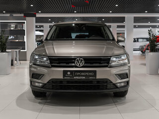 2020 Volkswagen Tiguan II, коричневый, 2700000 рублей, вид 3