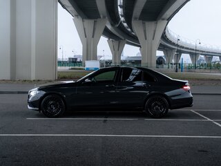 2021 Mercedes-Benz E-Класс 250 V (W213, S213, C238) Рестайлинг, чёрный, 4190000 рублей, вид 3