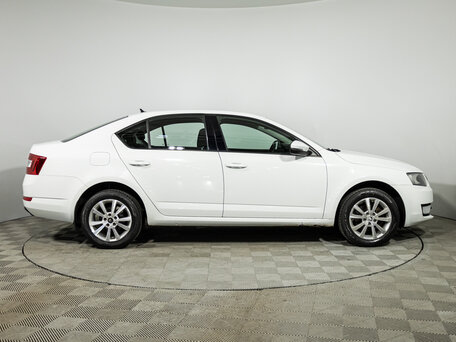 2016 Skoda Octavia III (A7), белый, 1149700 рублей, вид 4