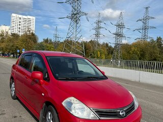 2010 Nissan Tiida I Рестайлинг, красный, 600000 рублей, вид 2