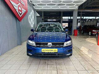 2019 Volkswagen Tiguan II, синий, 2592000 рублей, вид 2