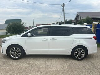 2018 Kia Carnival III, белый, 2500000 рублей, вид 4
