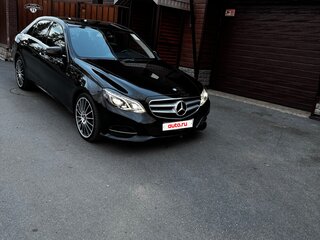 2013 Mercedes-Benz E-Класс 200 IV (W212, S212, C207) Рестайлинг, чёрный, 1550000 рублей, вид 3