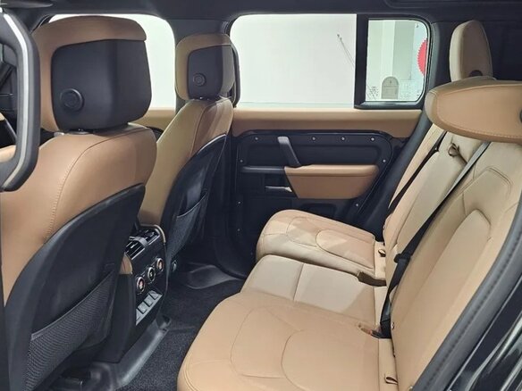 2026 Land Rover Defender 110 II, чёрный, 13825000 рублей - вид 5