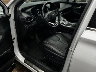 2022 Hyundai Santa Fe IV Рестайлинг, белый, 4200000 рублей, вид 3
