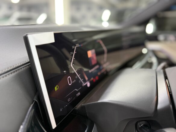 2025 BMW X6 40i III (G06) Рестайлинг, серый, 16380000 рублей - вид 10