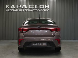 2019 Kia Rio IV, коричневый, 1485000 рублей, вид 4