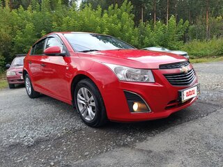 2013 Chevrolet Cruze I Рестайлинг, красный, 650000 рублей, вид 3