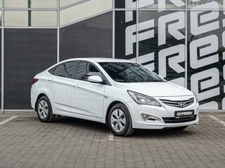 2015 Hyundai Solaris I Рестайлинг, белый, 810000 рублей, вид 1