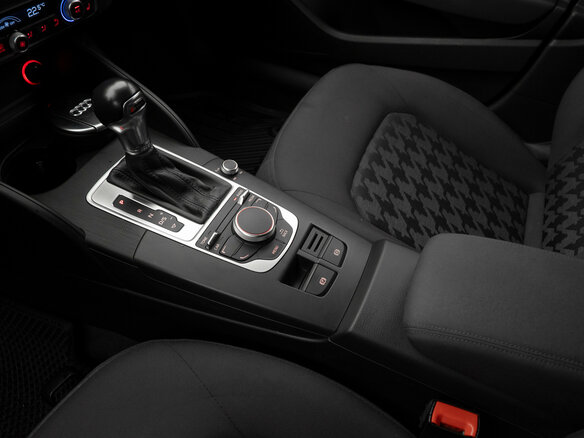 2015 Audi A3 III (8V), чёрный, 1550000 рублей - вид 13