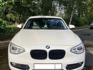 2011 BMW 1 серии 118i II (F20/F21), белый, 870000 рублей, вид 1