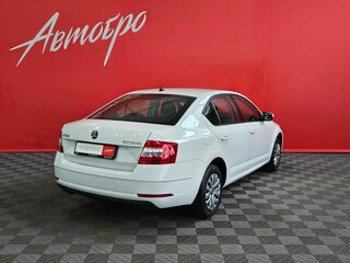2020 Skoda Octavia III (A7) Рестайлинг, белый, 1765000 рублей, вид 5