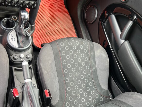 2006 Mini Hatch Cooper I (R50), красный, 530000 рублей - вид 12