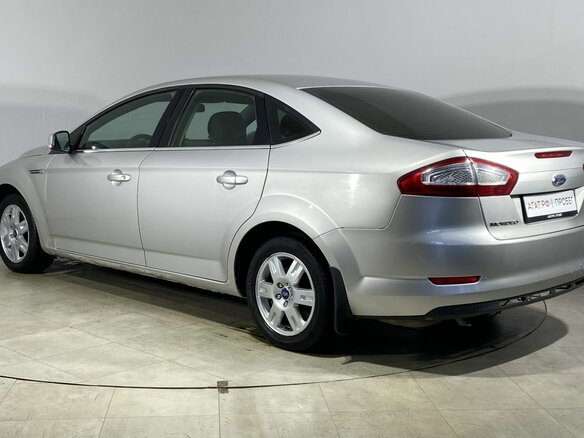 2011 Ford Mondeo IV Рестайлинг, серебристый, 549000 рублей - вид 9