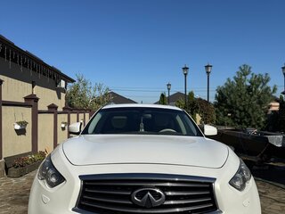 2011 Infiniti FX37 II (S51), белый, 1600000 рублей, вид 4