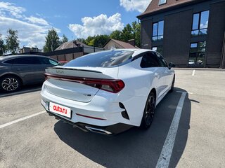 2022 Kia K5 III, белый, 2400000 рублей, вид 3