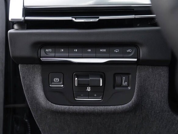 2025 Cadillac Escalade V Рестайлинг, чёрный, 21990000 рублей - вид 19