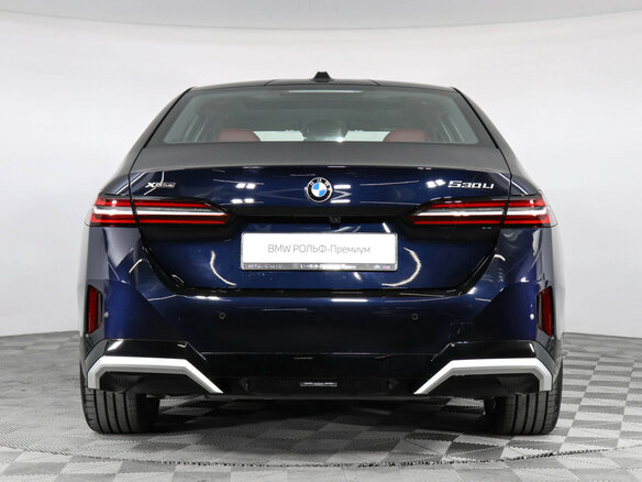 2025 BMW 5 серии Long 530Li xDrive VIII (G60/G61/G68), синий, 8600000 рублей - вид 3