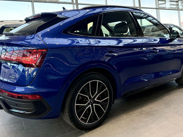 2021 Audi Q5 45 TFSI II (FY) Рестайлинг, синий - вид 5