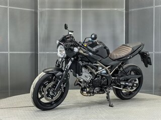 2022 Suzuki SV 650, чёрный, 695000 рублей, вид 4