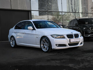 2011 BMW 3 серии 318i V (E90/E91/E92/E93) Рестайлинг, белый, 1100000 рублей, вид 3
