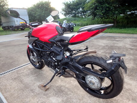 2020 MV Agusta Brutale 800, красный, 1045000 рублей, вид 5