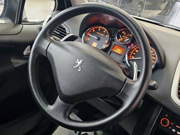 2008 Peugeot 207 I, белый, 589000 рублей - вид 20