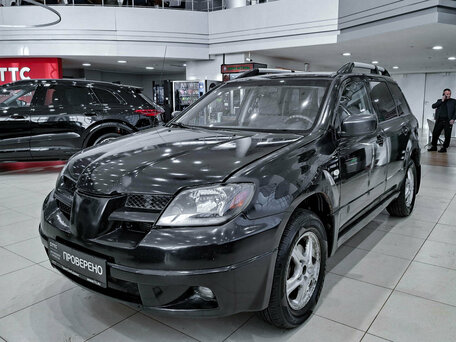 Mitsubishi Outlander I