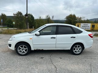 2015 Lada (ВАЗ) Granta I, белый, 250000 рублей, вид 3