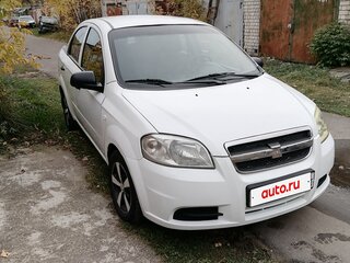 2011 Chevrolet Aveo I Рестайлинг, белый, 240000 рублей, вид 3