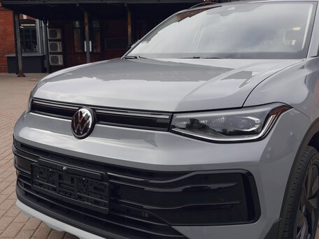 2026 Volkswagen Tharu XR, серый, 2100442 рублей, вид 4