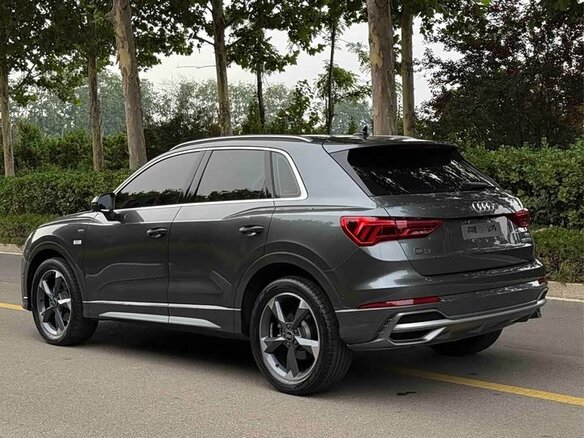 2023 Audi Q3 35 TFSI II (F3), серый, 2040000 рублей - вид 5